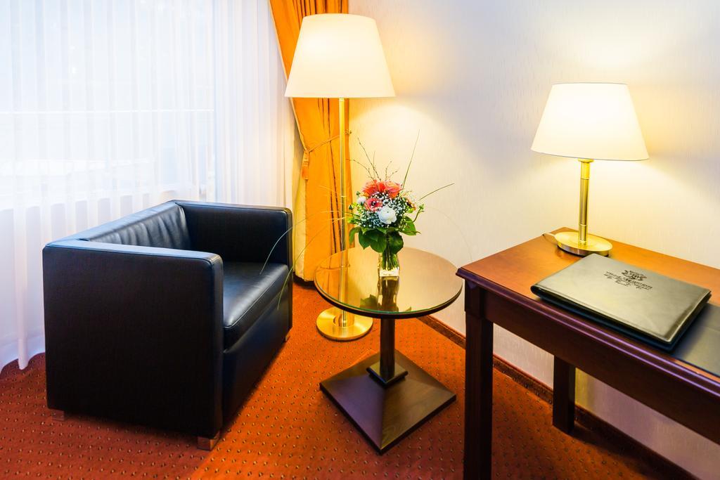 Hotel Villa Marburg Im Park Heigenbruecken Εξωτερικό φωτογραφία