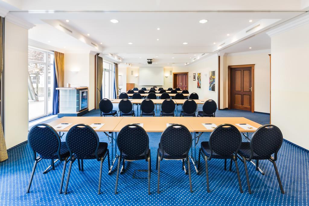 Hotel Villa Marburg Im Park Heigenbruecken Εξωτερικό φωτογραφία
