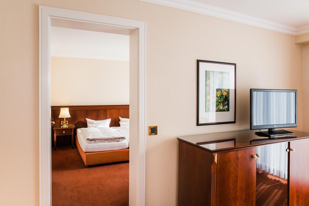 Hotel Villa Marburg Im Park Heigenbruecken Εξωτερικό φωτογραφία