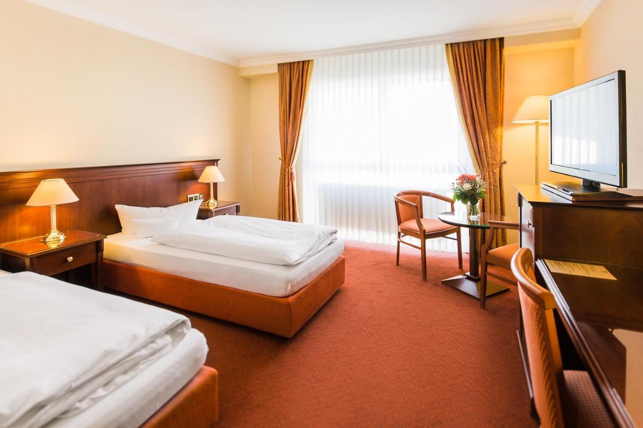 Hotel Villa Marburg Im Park Heigenbruecken Εξωτερικό φωτογραφία